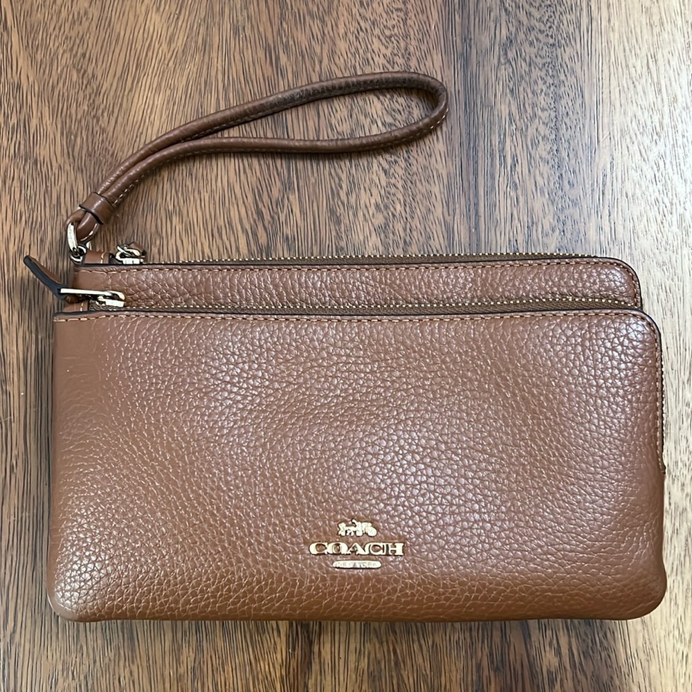 Coach Double Zip Wallet / Wristlet